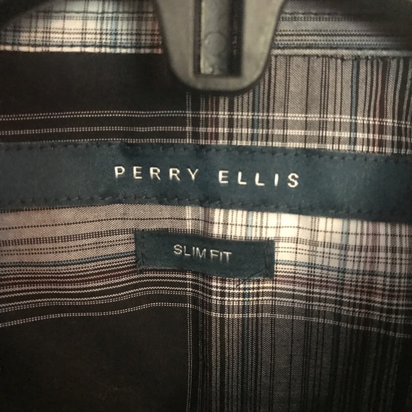 Perry Ellis button down - Picture 3 of 4